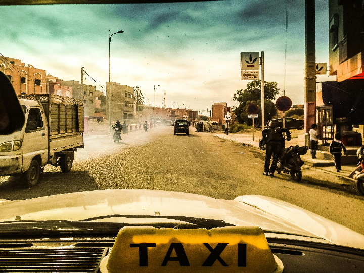 5 consejos para un diseño de logo de taxi en Madrid que destaque