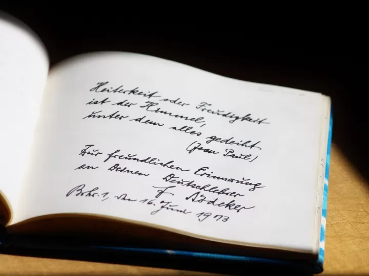 poema de cuatro versos