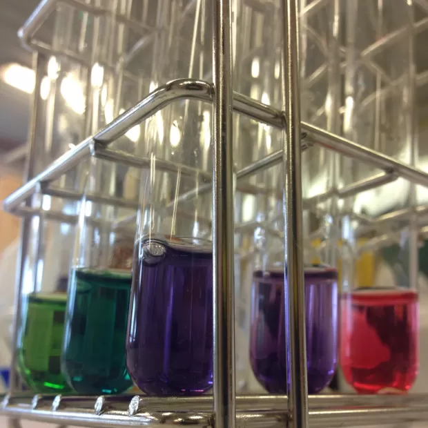 profesor quimica 2 bachillerato