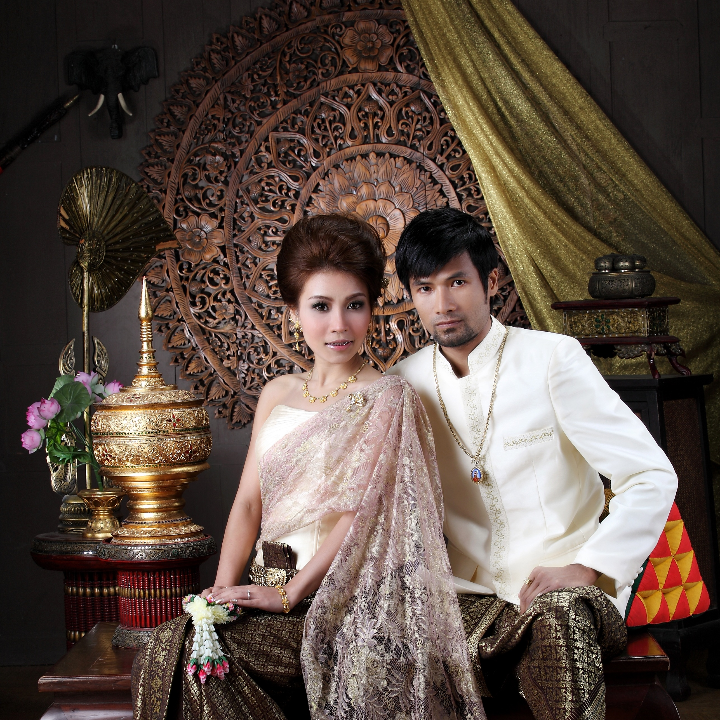 Ropa egipcia para mujer: estilo y tradición